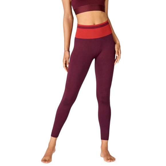Fabletics High-Waisted Seamless Leggings 7/8 - Picture 3 of 4